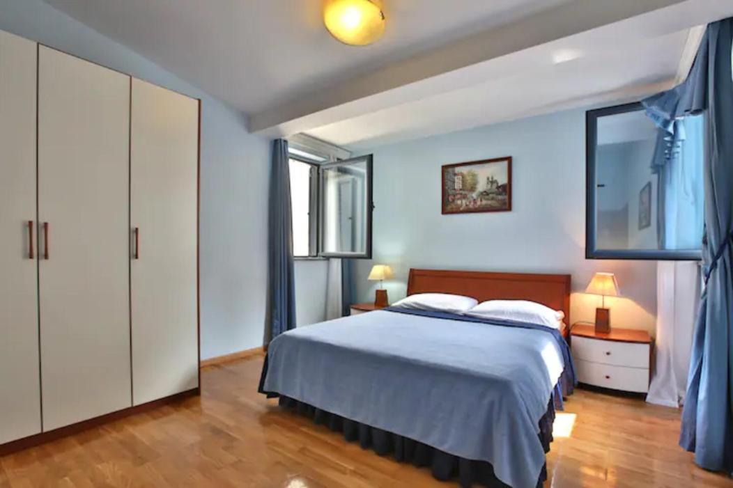 Plava Vila Beach Apartments Sveti Stefan Eksteriør billede