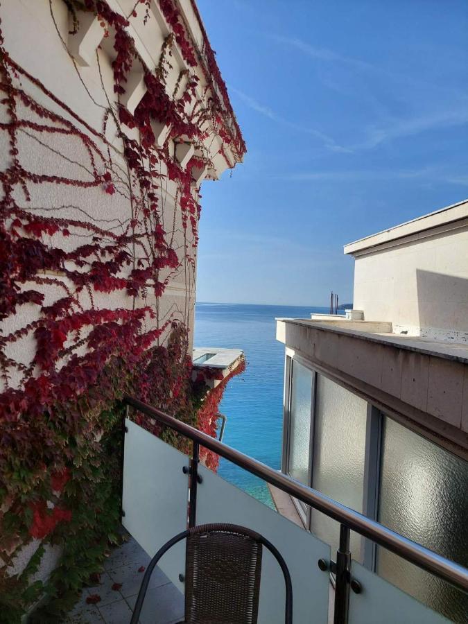 Plava Vila Beach Apartments Sveti Stefan Eksteriør billede
