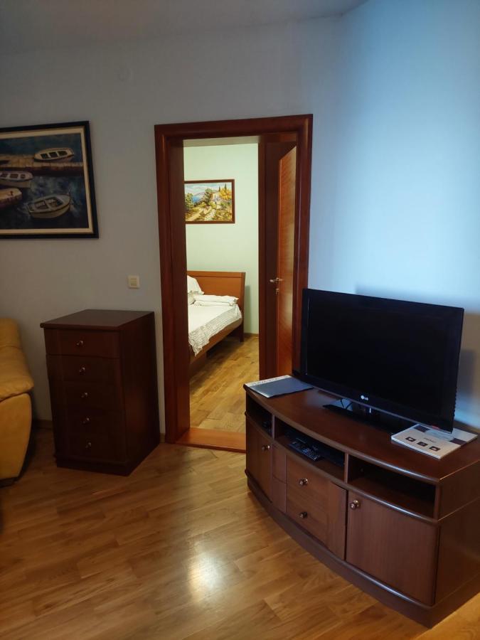 Plava Vila Beach Apartments Sveti Stefan Eksteriør billede
