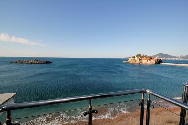 Plava Vila Beach Apartments Sveti Stefan Eksteriør billede